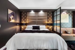 All-In on the Strip | Poker Studio + Balcony - 2