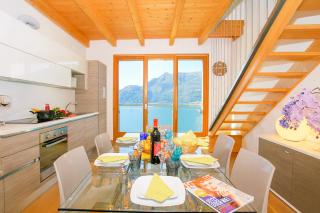 Riva Bellano Margherita 2 - 6