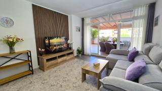 NEXTHOME Pool & Terrace - 2