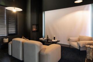 Wherewithal Luxury Suites - 5