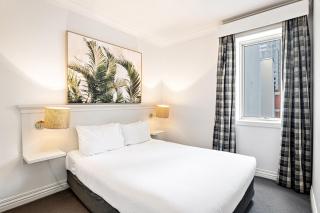 1-Bed Apartment in Central Melbourne - 9