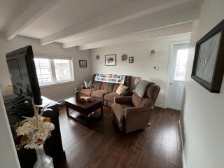 Salty B'y Cottage - 1