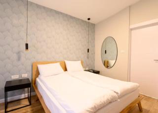 אחוזת נופש ביער - וילה מושלמת עם בריכת זרמים ונוף לטבע - 1