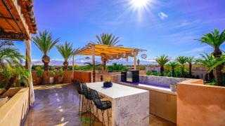 Exclusive Private Luxury 4-Bedroom Villa with Atlas Mountains View & Rooftop, Marrakech - 8