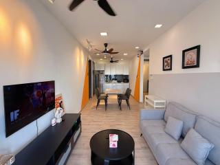 6PX Family Connecting Emporis Near Segi, KD & Thomson Hospital - 1