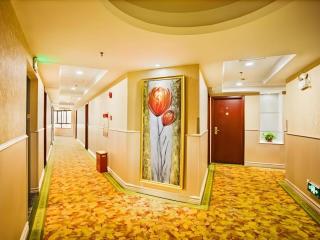 GreenTree Inn Jieyang North Linjiang Road Express Hotel - 1