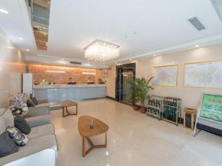 GreenTree Inn West Railway Station North Square Hotel - 9