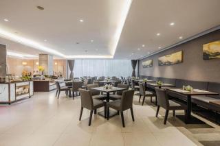 Home Inn Plus Shanghai New International Expo Center Yushan Road Yuanshen Sports - 3