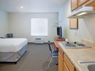 WoodSpring Suites Williston - 4