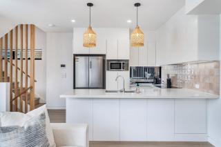 Twenty First Ave Beachside Townhouse - 6