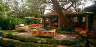 Lake drive residence - 4