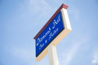 Diamond Bell Inn & Suites - Bell - 3