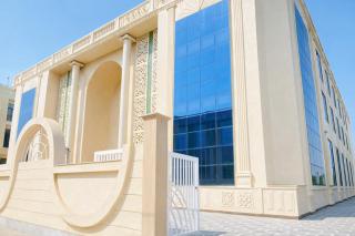 Hotel Holiday Grand - 8