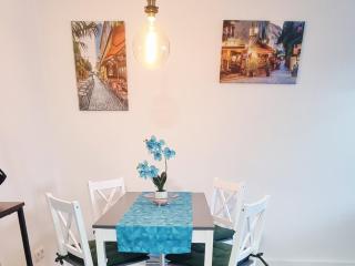 Modern Renovated Apartment in Jena Burgau - 7