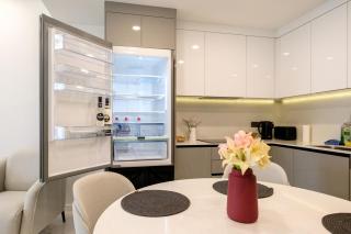 Golden Sunrise Views 1BR Apartment - 7