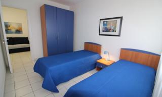 Top floor apartment with sea view - 1