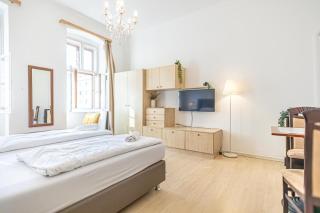 Charming 1BR Apartment Near Wiener Stadthalle - 4
