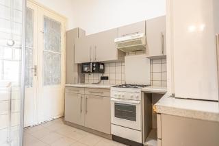 Charming 1BR Apartment Near Wiener Stadthalle - 7