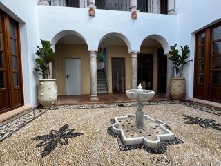 10 pax Downtown The Emir's Villa Free Parking - 5