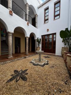 10 pax Downtown The Emir's Villa Free Parking - 9