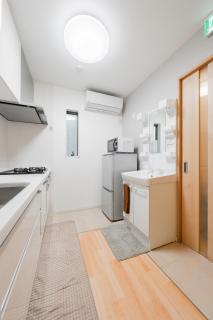 大阪ドーム徒歩10分、九条駅から3分、難波直通6分、海遊館7分、USJ11分 - 1