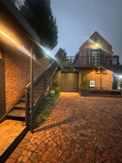 Upper Room at The Gallery - 8