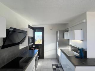 SUNSET Joli 3 Pièces avec 2 alcôves clim vue mer piscine Rochelongue Cap d'Agde - 8