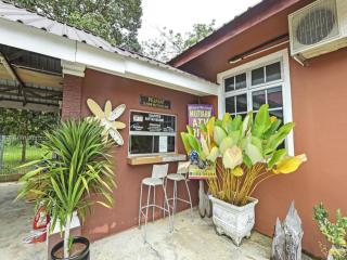 OYO 90642 Twin Mutiara Chalet & Homestay - 6