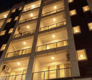 Dreamy Hideaway Entire Flat 2 King Beds 2 Washrooms Lift Parking Tapvovan Rishikesh - 0