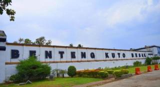 OYO 236 Penginapan Rumah Hijau - 7