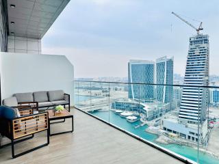 Rare 3BR Duplex Walk to Galleria Al Maryah Island - 0