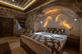 Tyana Cave House - 5