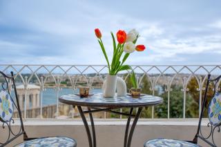 Rare Suite in Valletta's Heart! Sea View and WiFi - 7