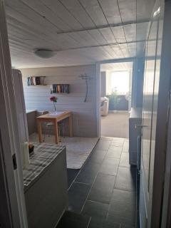 Cosy living room, bedroom and bathroom and kitchen area - 1