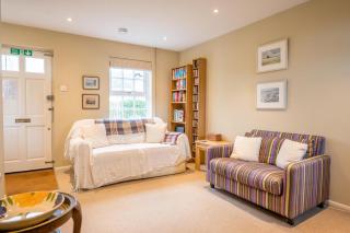 North Warren Cottage - 8