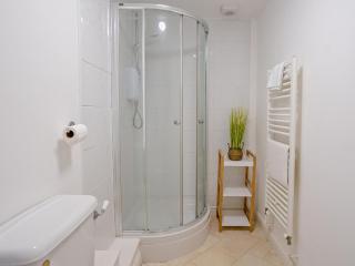 2 Bed in Newport oc-90247 - 3