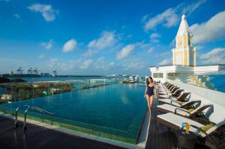 Fragrant Nature Kochi - A Five star Classified Hotel - Cochin - 0