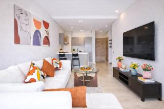 Modern Cozy Apartment in Prime Location - 1