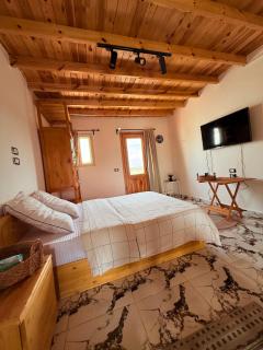 Bedroo Private Rooftop Studio - 5