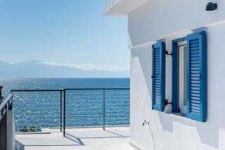 Penthouse Seafront Luxury Studio - 0