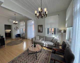 Sea & Stone House - 8