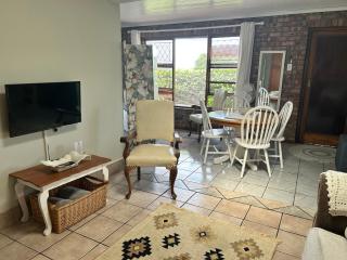 Glenelg Road Guesthouse - 3