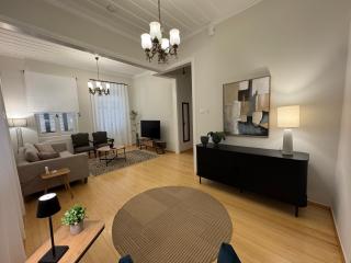 Sea & Stone House - 7