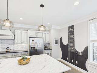 Gulch Melody - Private Rooftop - Heart of Gulch - 1