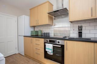 Carlton House 3 Bedroom House by Cliftonvalley Apartments - Bristol - 7