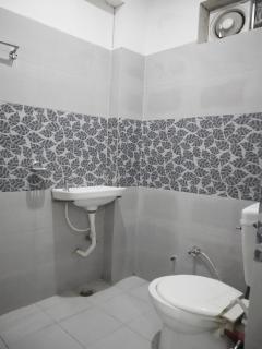 Laugh Tale Hostel - 7