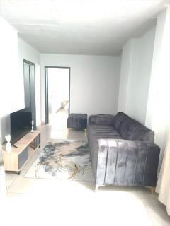 Charcoal Suite- Circa Lynnwood - 1