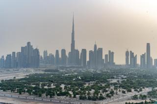 Full Dubai Skyline View on High Floor - 3