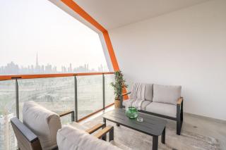 Full Dubai Skyline View on High Floor - 1