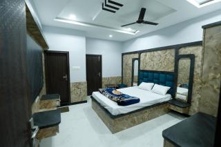 Vrinda Garden and Rooms - 0
